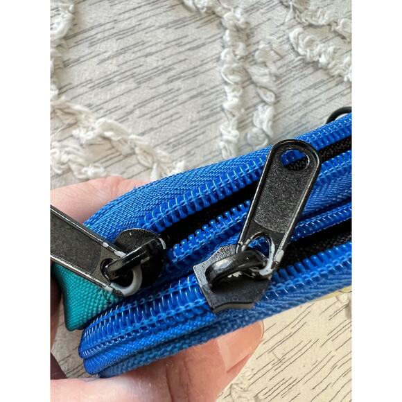 SpongeBob SquarePants Accessories Phone Camera Case 2011 - Picture 11 of 12